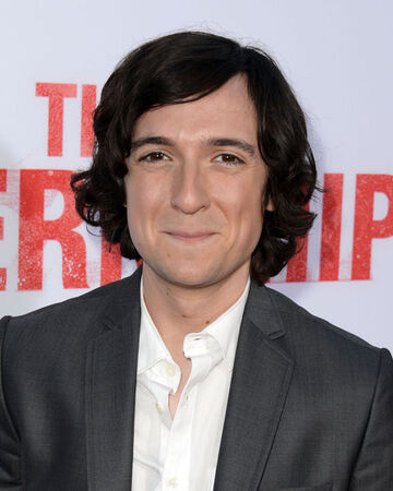 Josh Brener