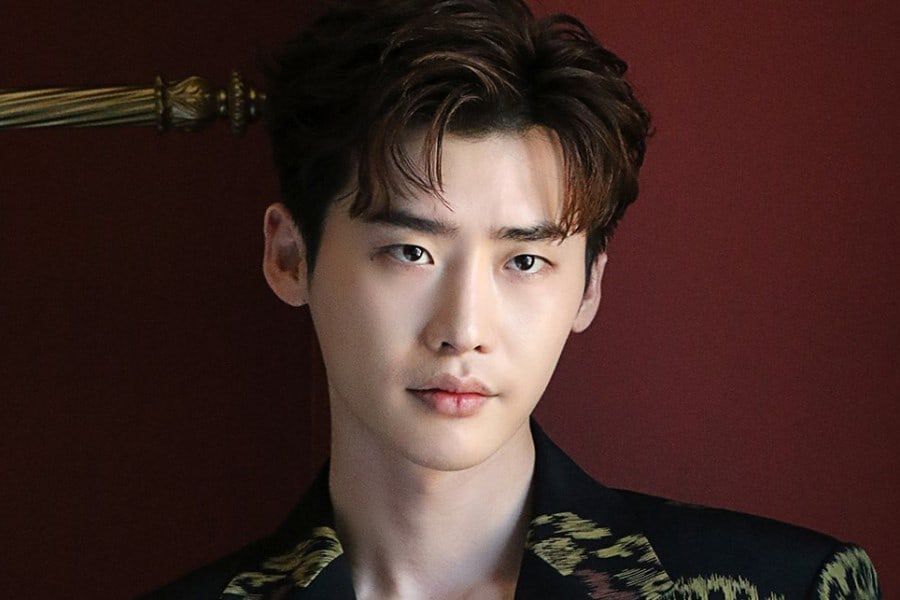 Lee Jong-Suk