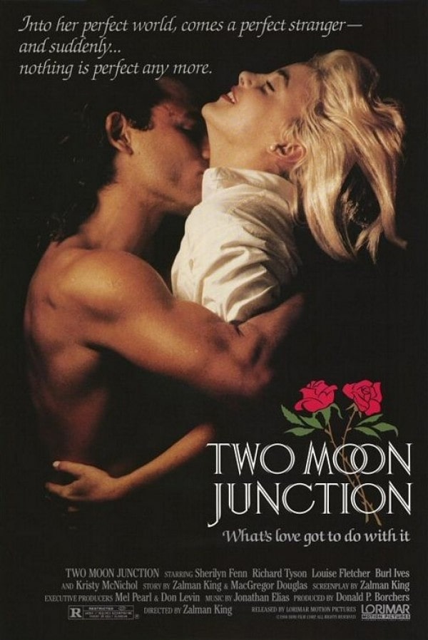 پیوند دو ماه (Two Moon Junction)