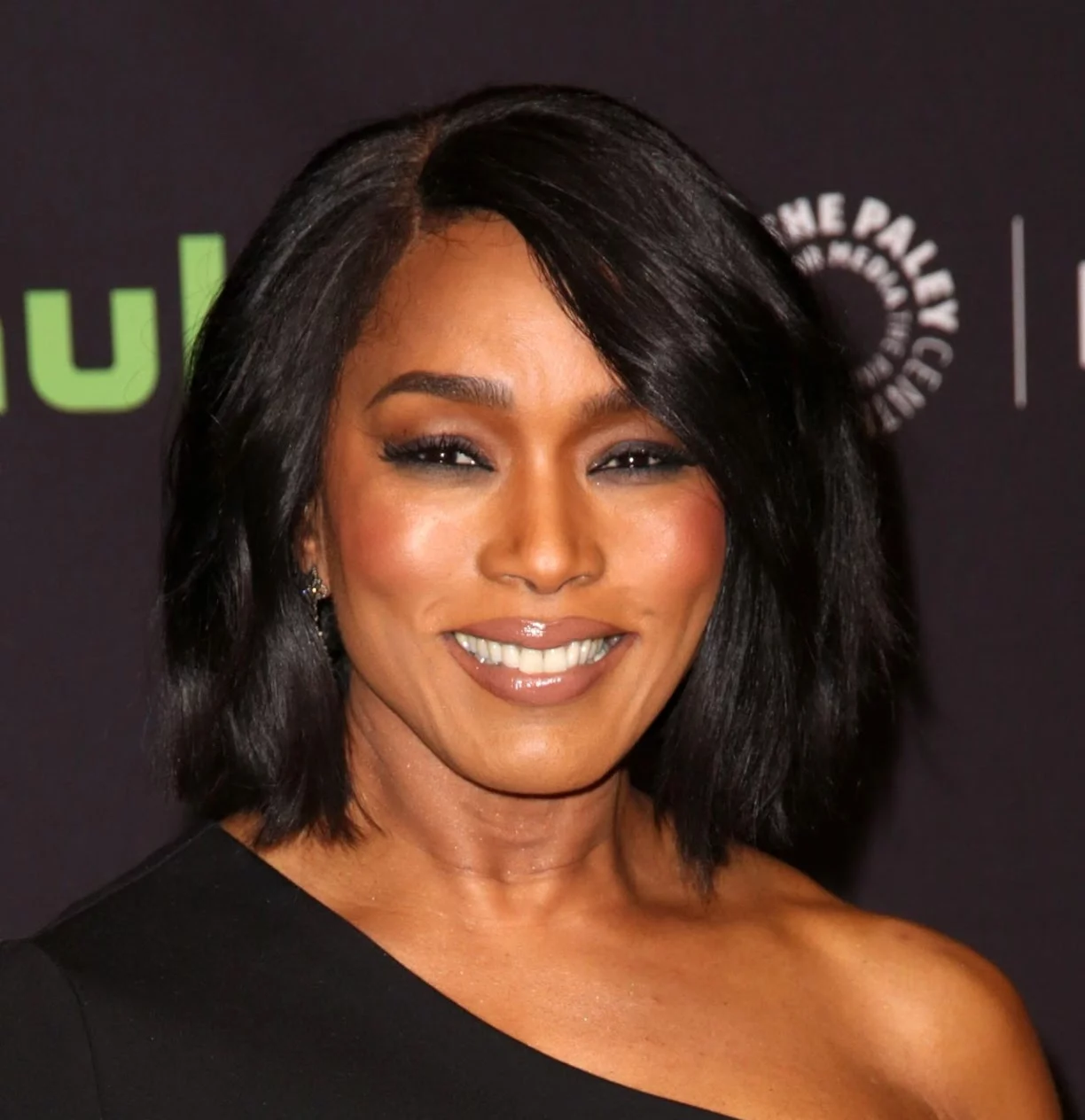 Angela Bassett