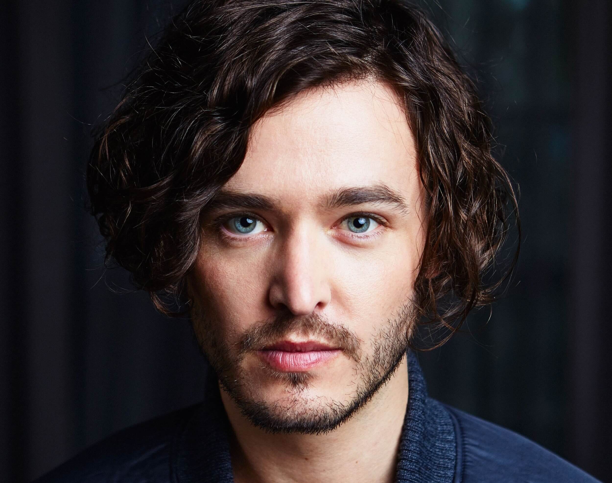 Alexander Vlahos