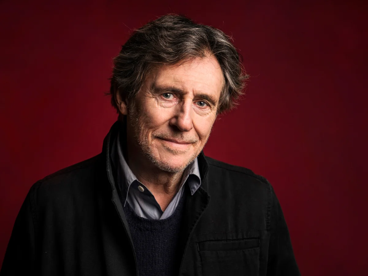 Gabriel Byrne